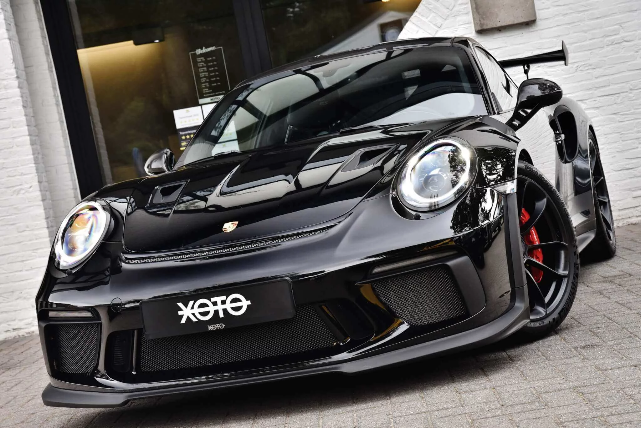Black Porsche 911 GT3 RS