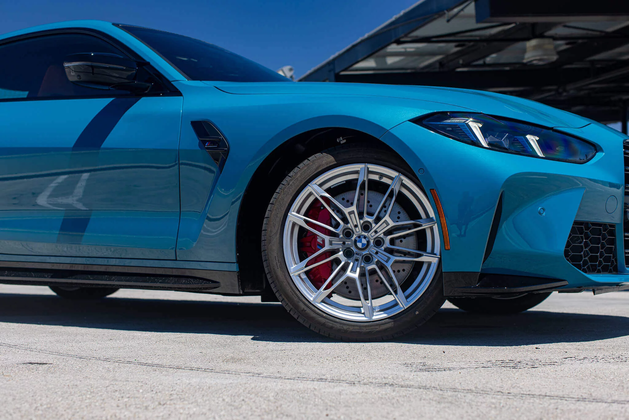 Blue Bay Lagoon BMW M4