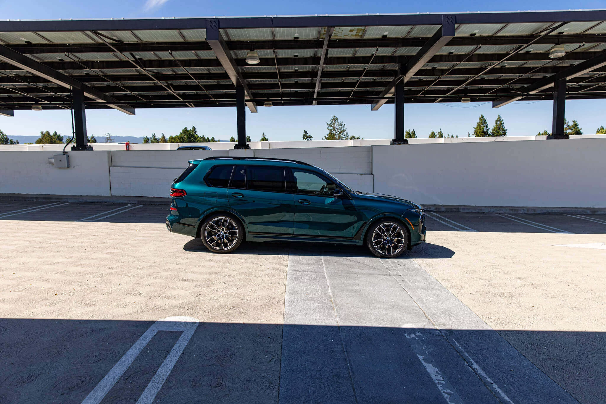 Boston Green BMW X7