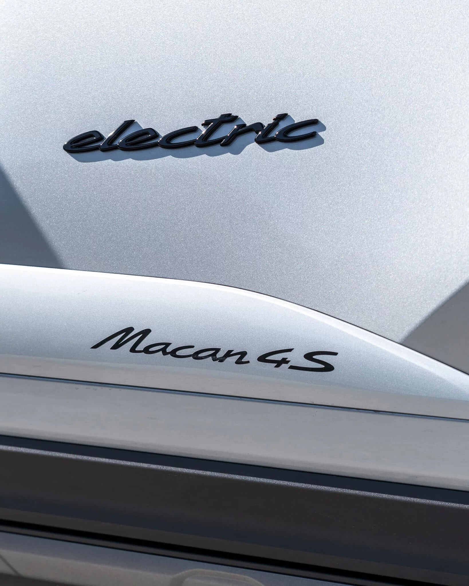 Dolomite Silver Metallic Porsche Macan Electric