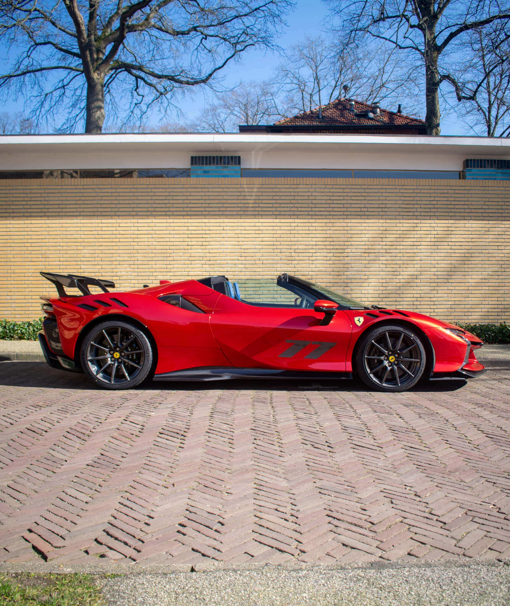 Rosso Magma Ferrari SF90