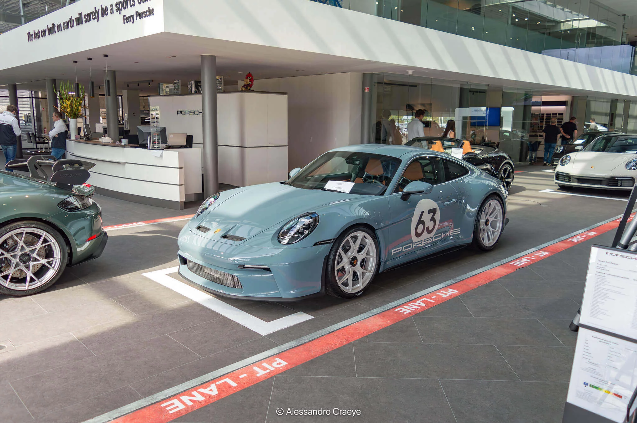 Shore Blue Metallic Porsche 911 S/T