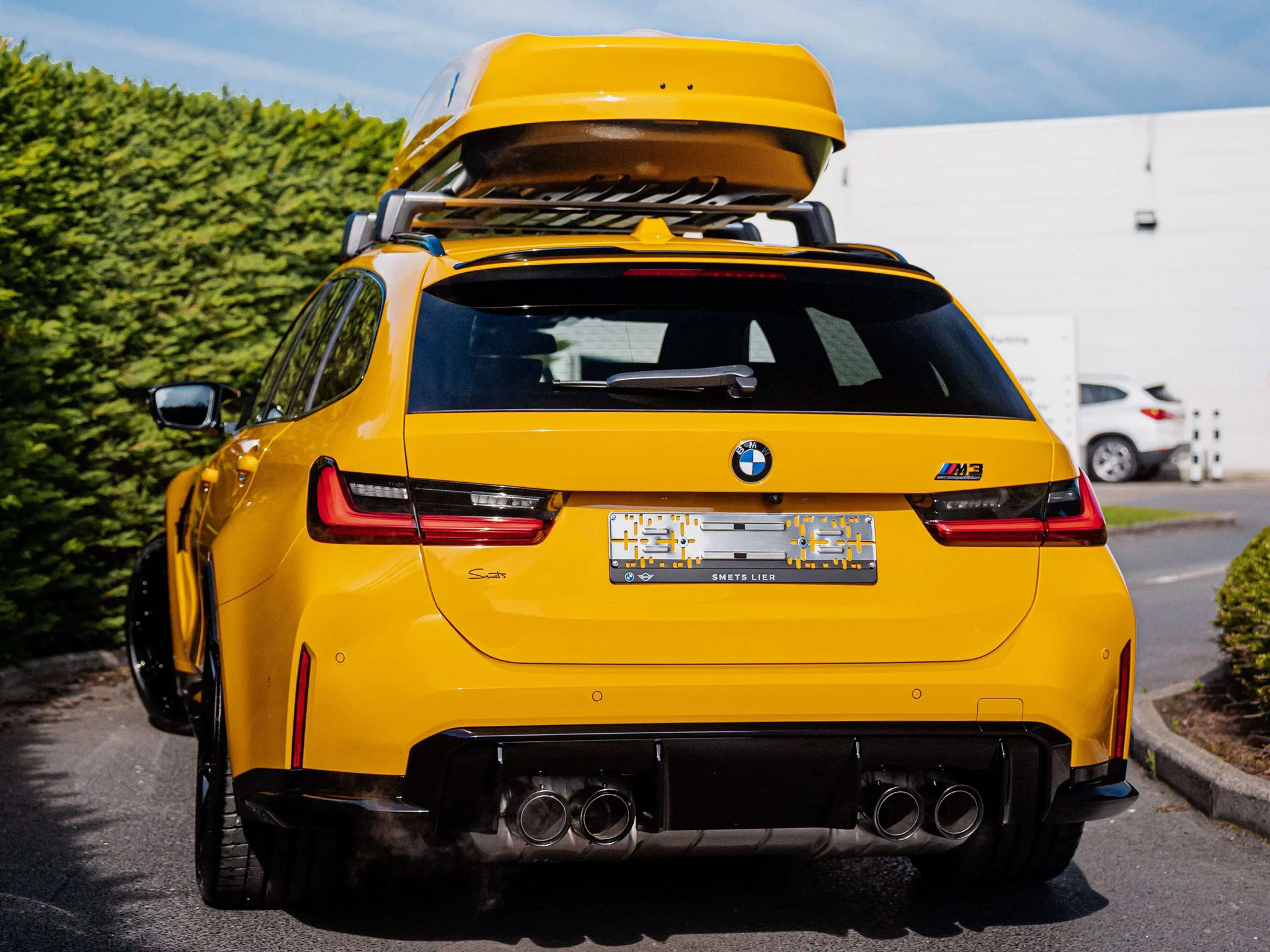 Atacama Yellow BMW M3