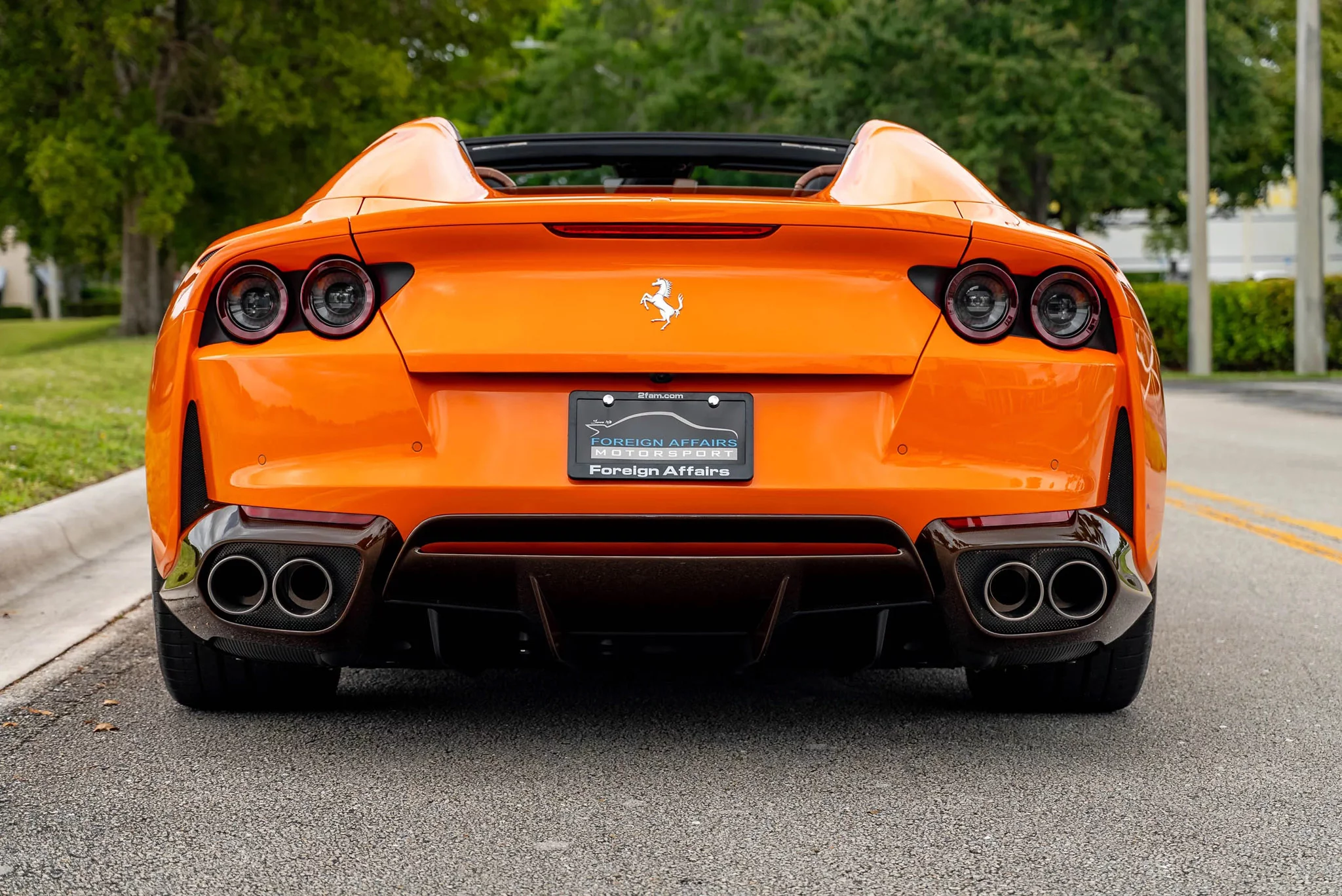 Arancio 3 Strati Ferrari 812