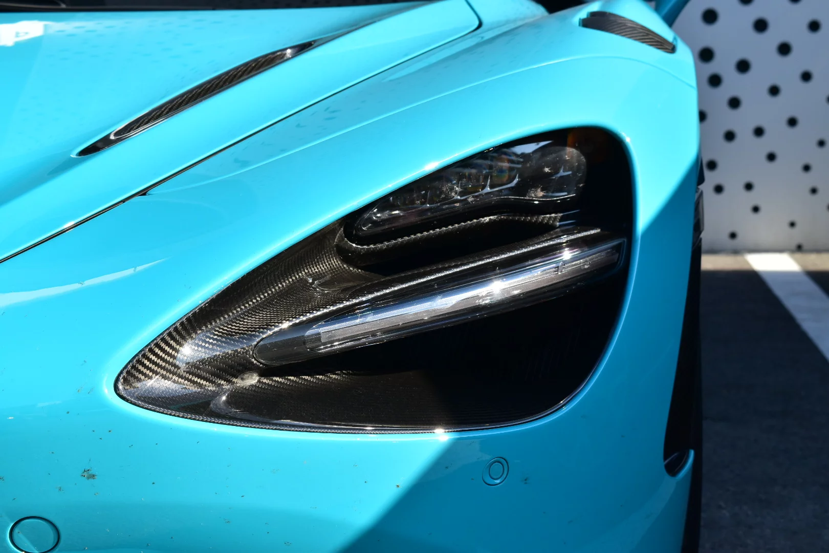 Tokyo Cyan McLaren 750S