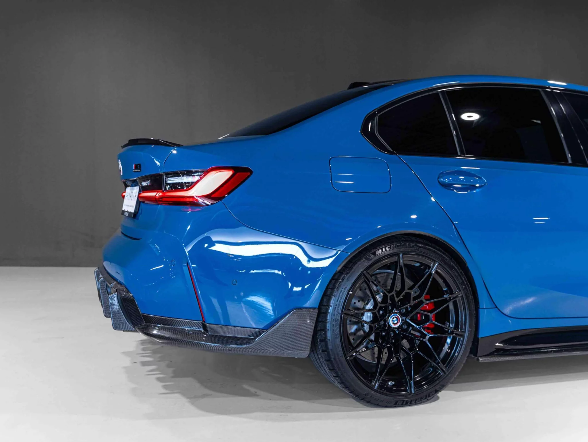 Violet Blue II BMW M3