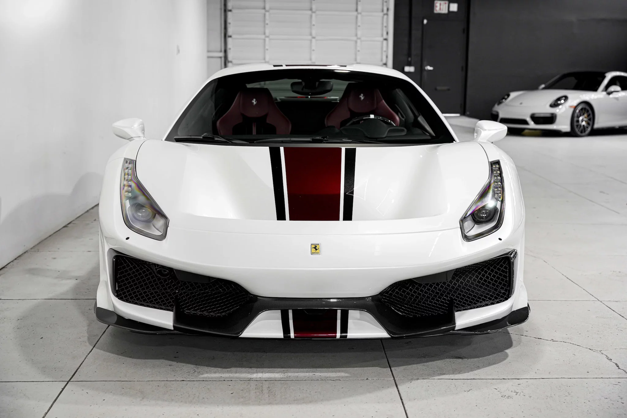Bianco Sanae Ferrari 488