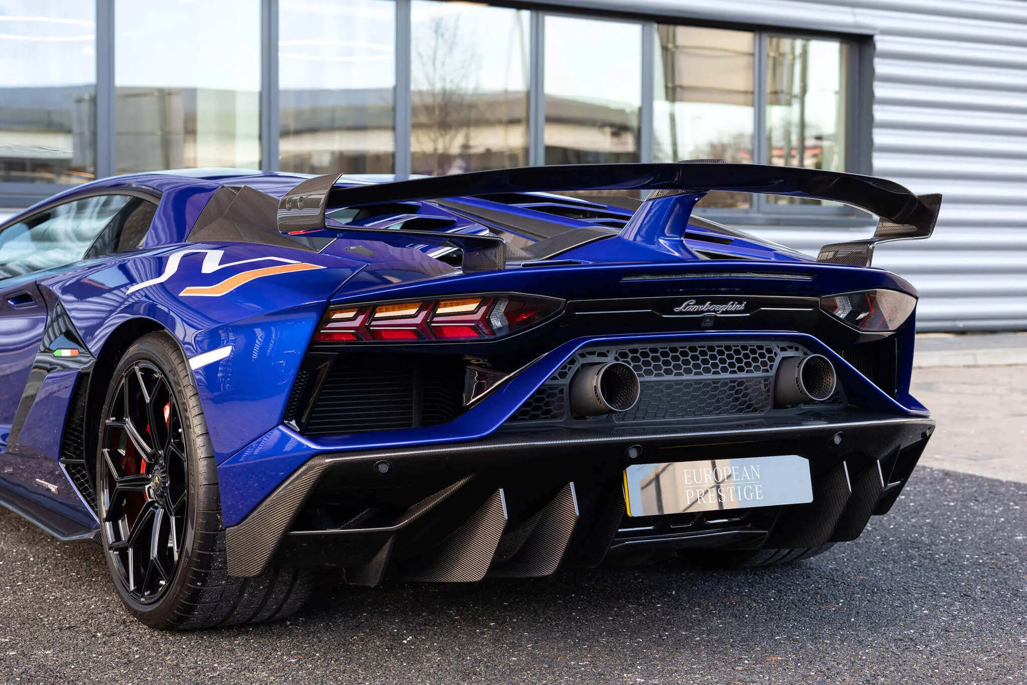 Blu Nereid Lamborghini Aventador