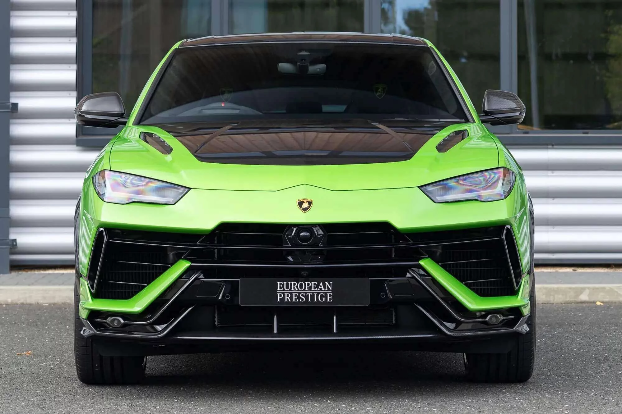 Verde Selvans Lamborghini Urus