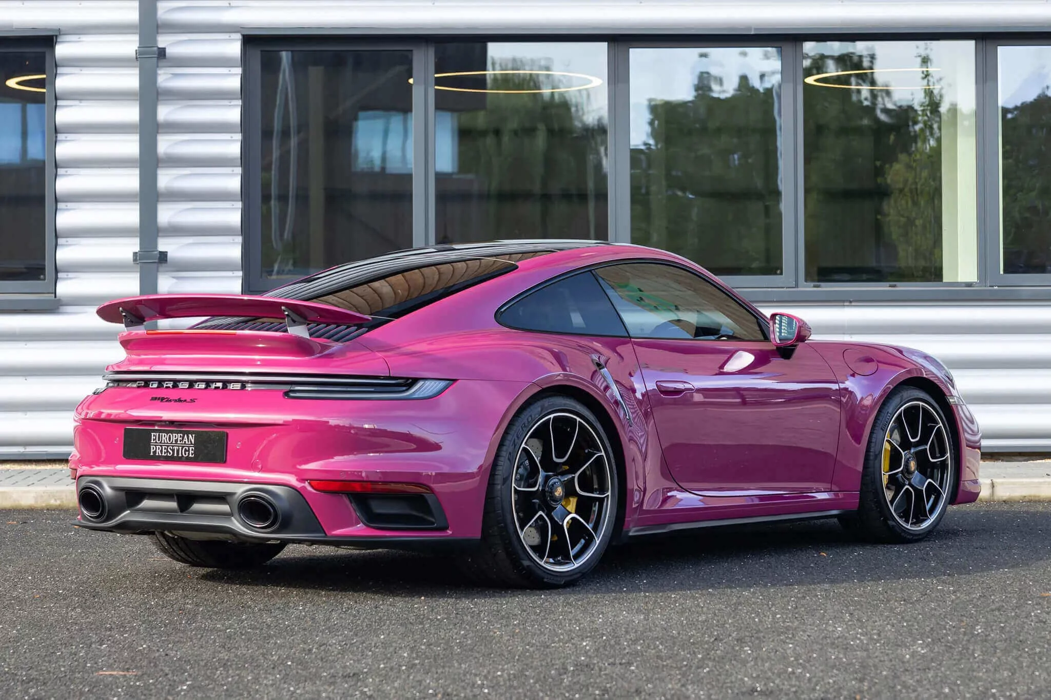 Ruby Star Neo Porsche 911 Turbo