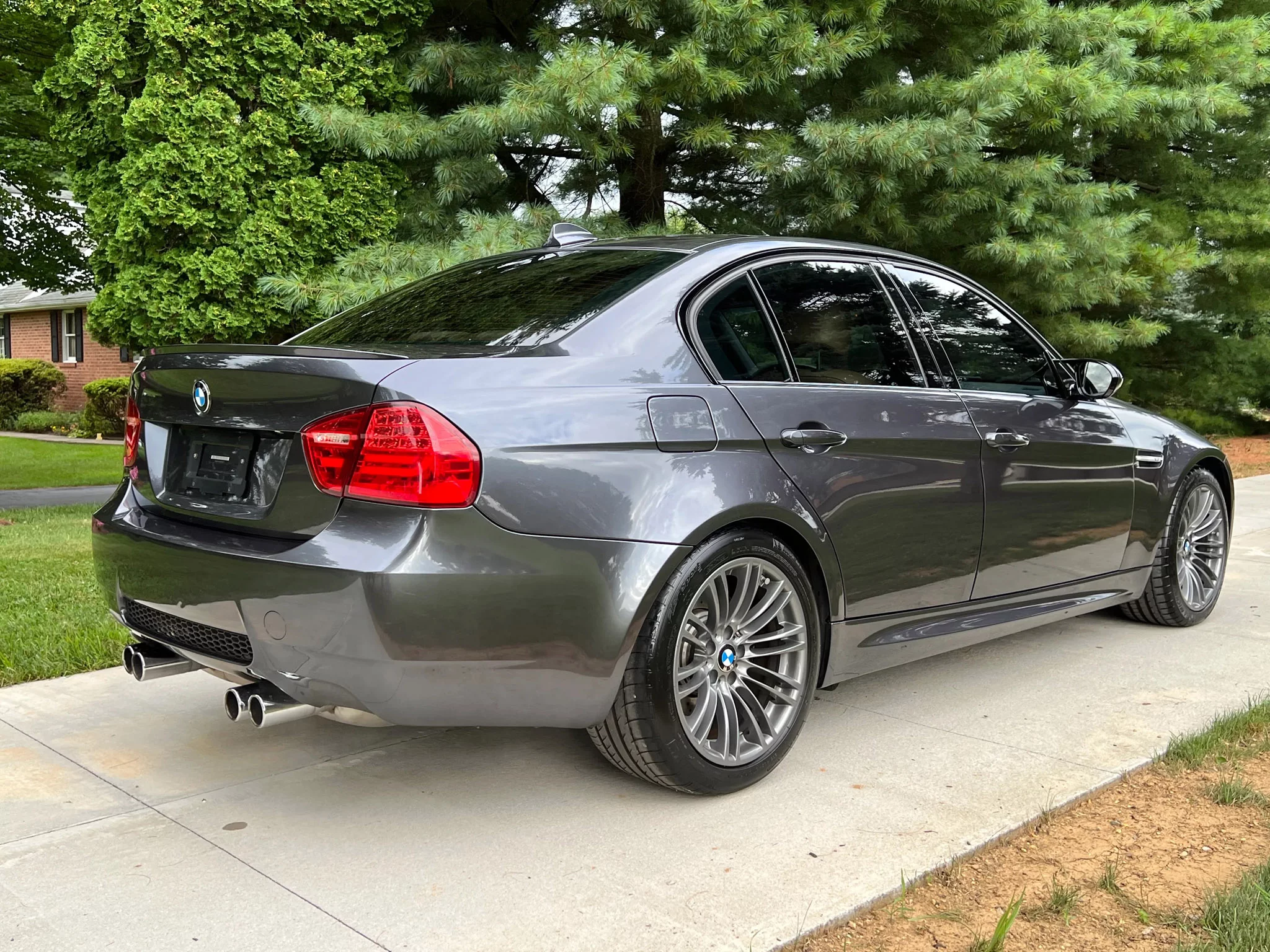 Sparkling Graphite BMW M3