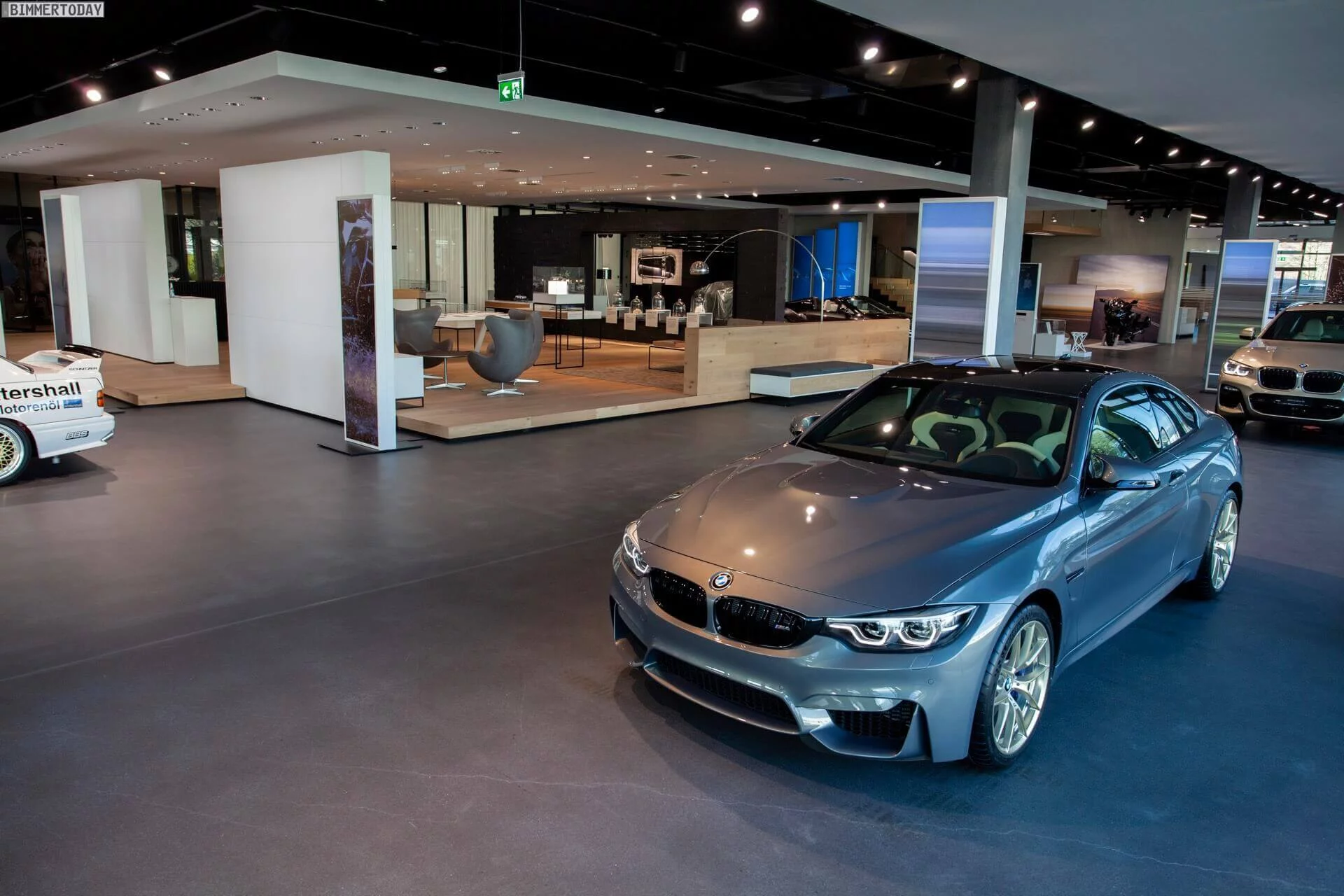 Stratus Grey BMW M4