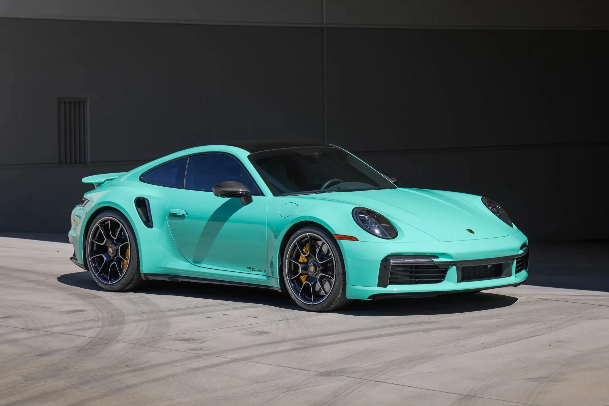 Mint Green Porsche 911 Turbo