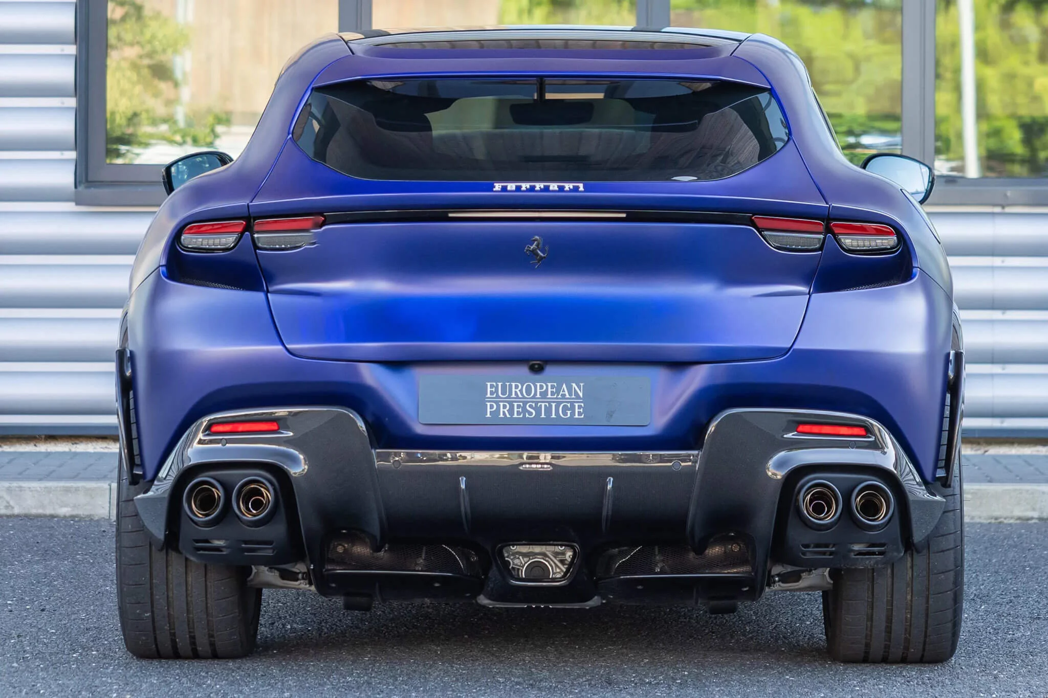 Blu Vietri Opaco Ferrari Purosangue