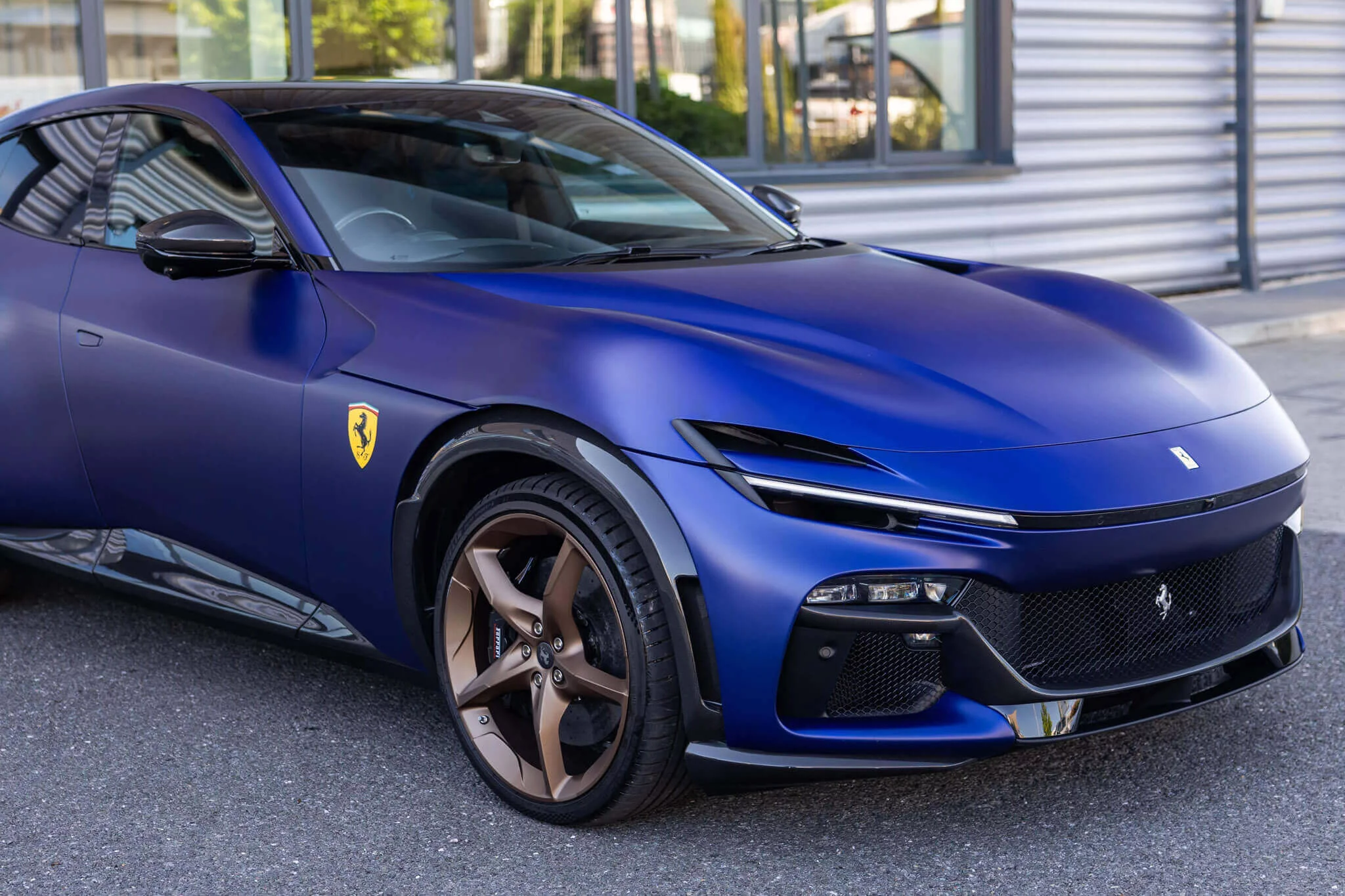 Blu Vietri Opaco Ferrari Purosangue