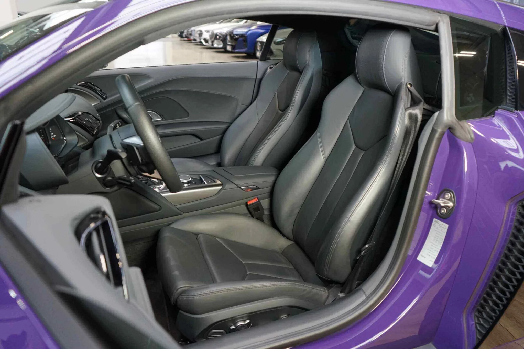 Ultraviolet Audi R8
