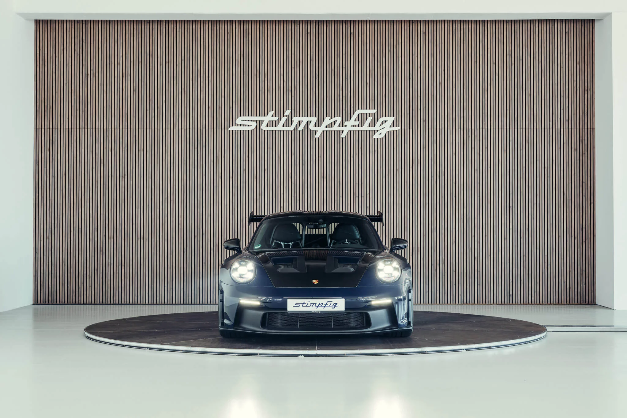 Dark Sea Blue Porsche 911 GT3 RS