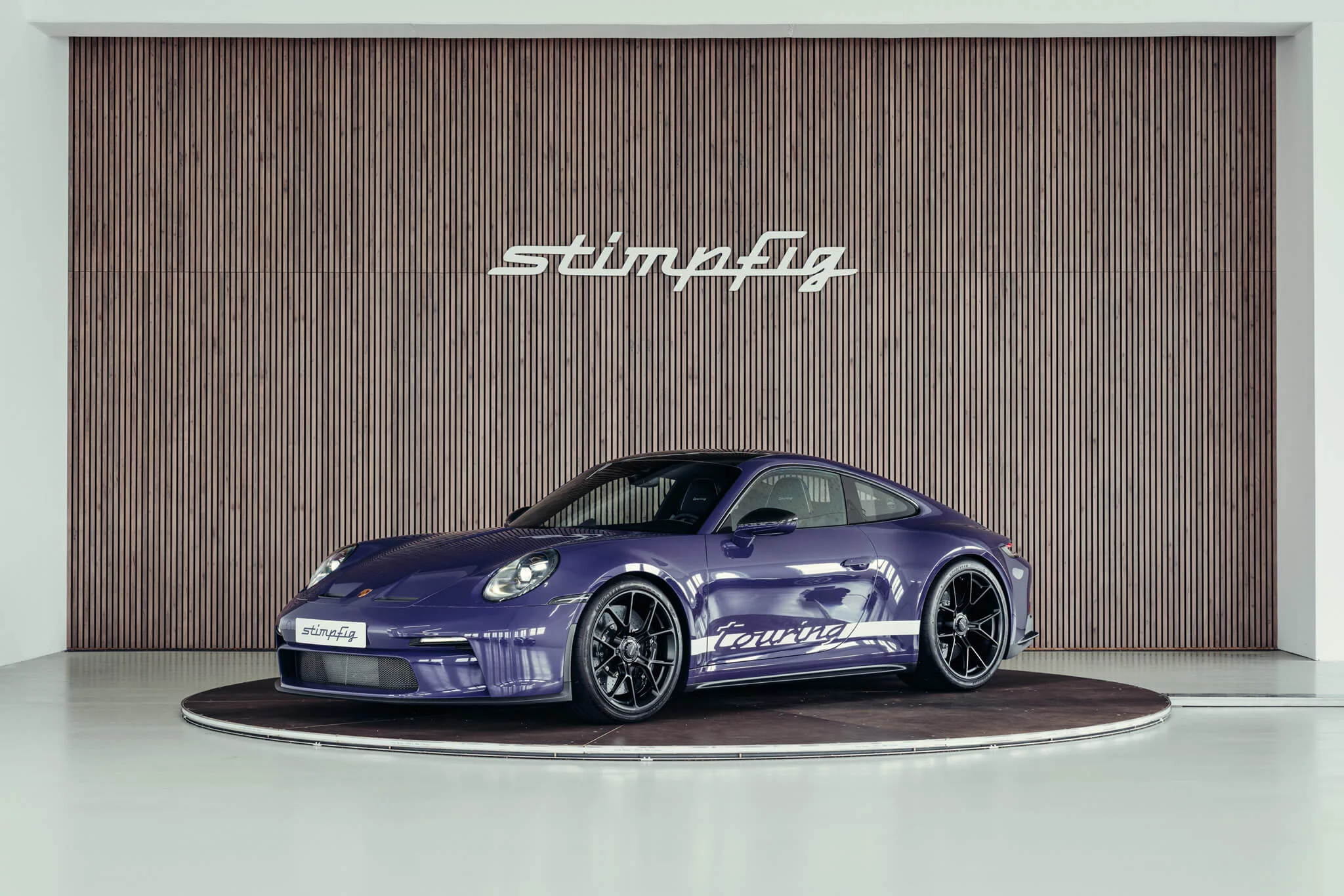Ultraviolet Porsche 911 GT3