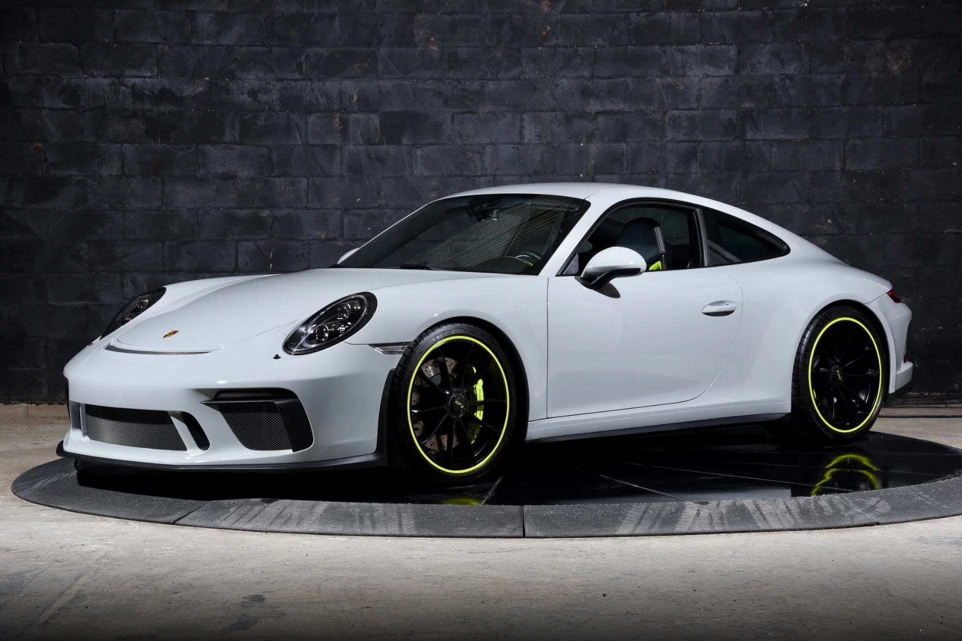 Sport Classic Grey Porsche 911 GT3