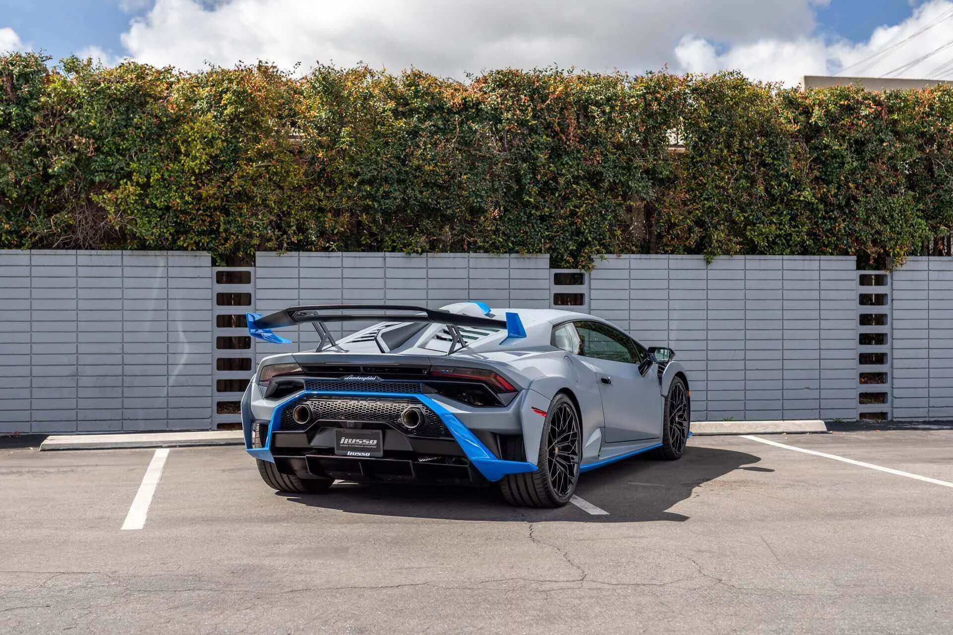 Grigio Acheso Lamborghini Huracán