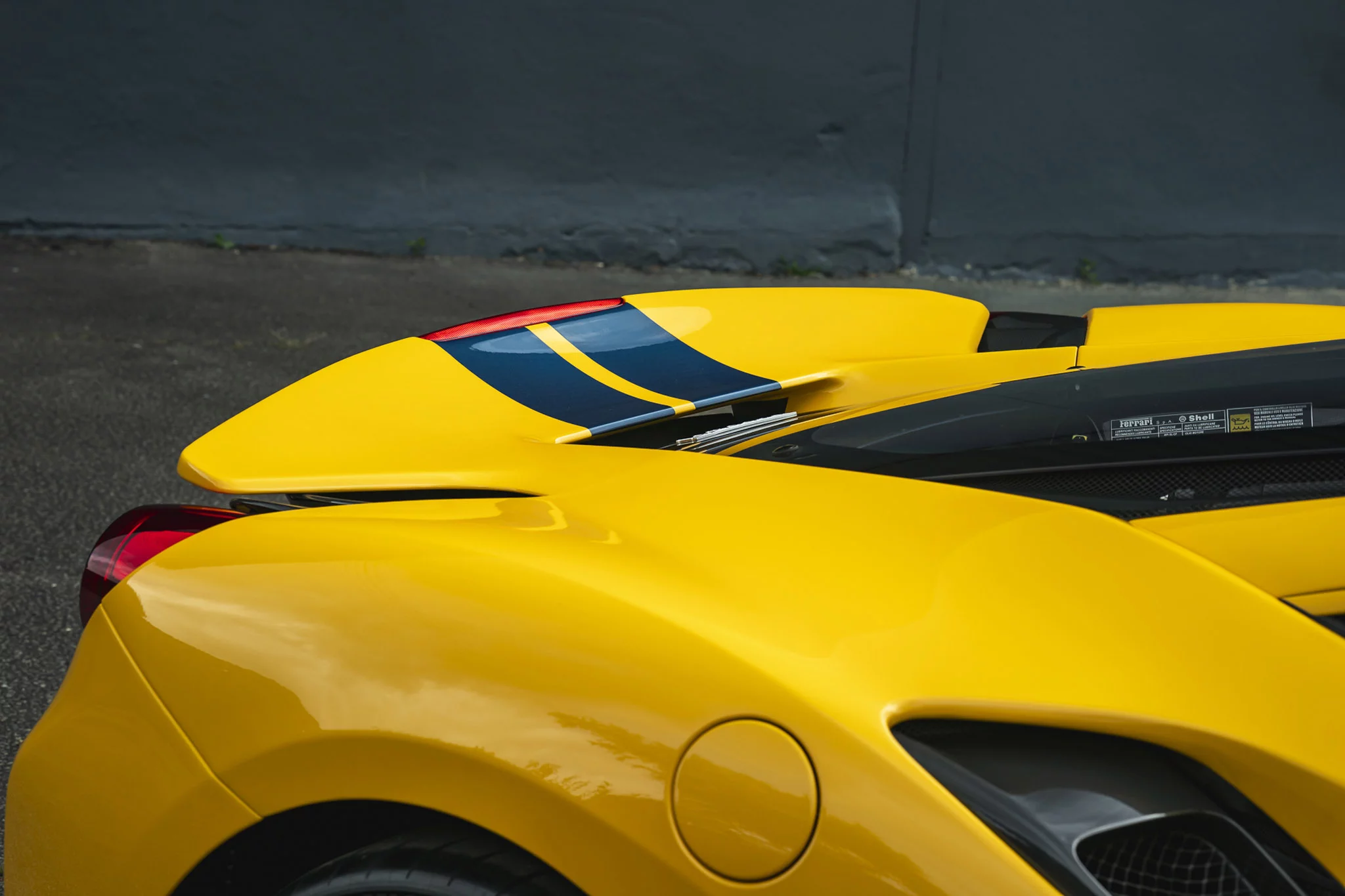 Ardilla Amarillo Ferrari 488