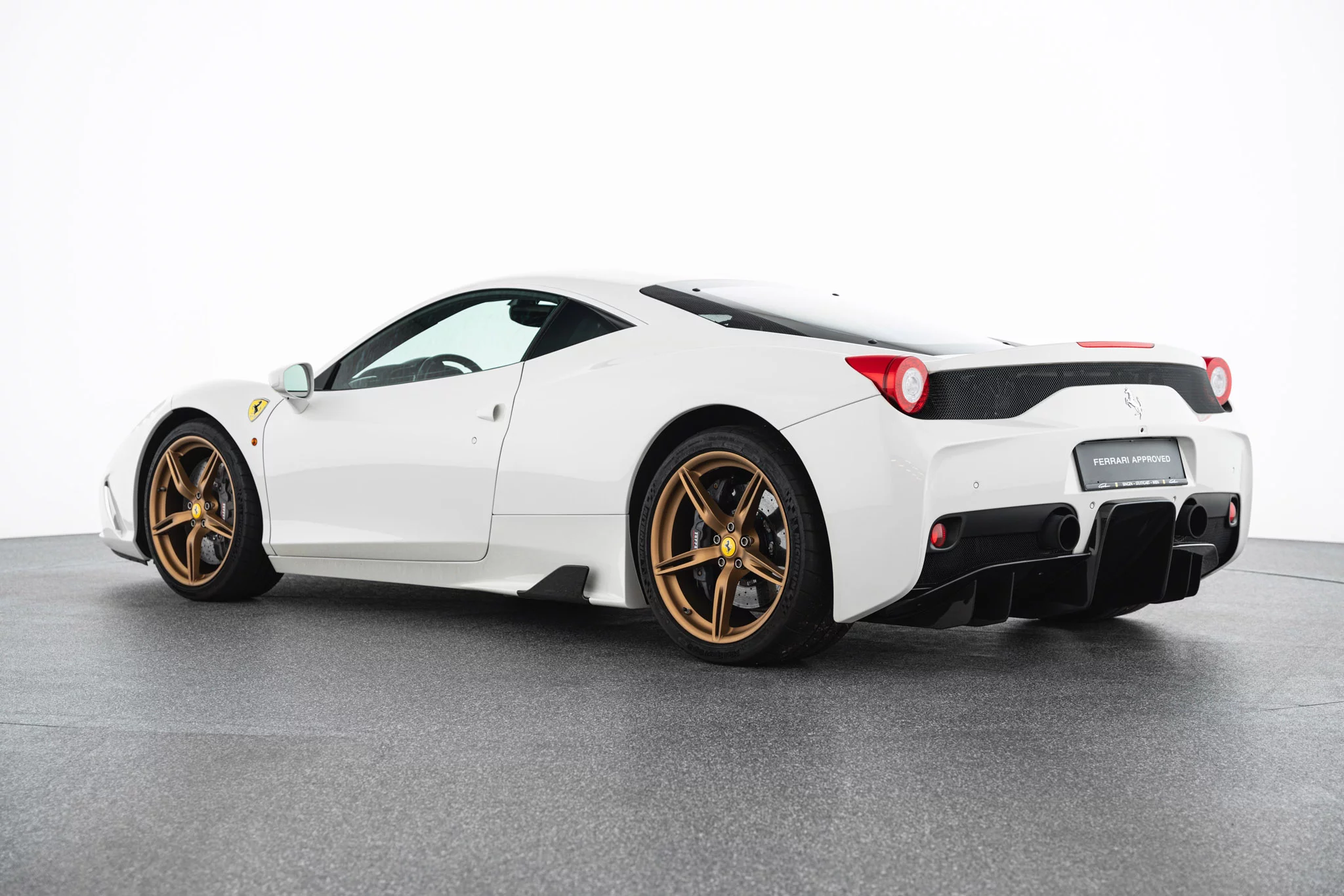 Bianco Avus Ferrari 458
