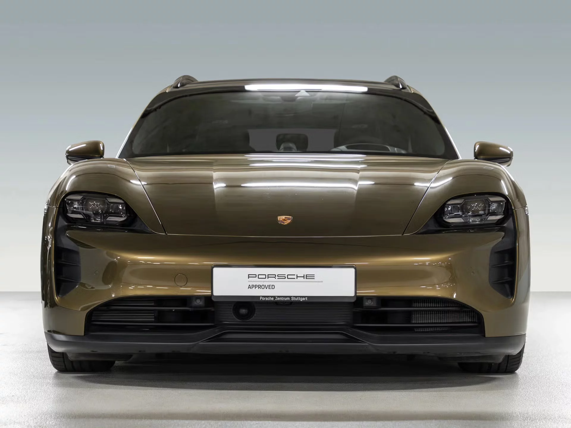 Ovidiu Metallic Porsche Taycan