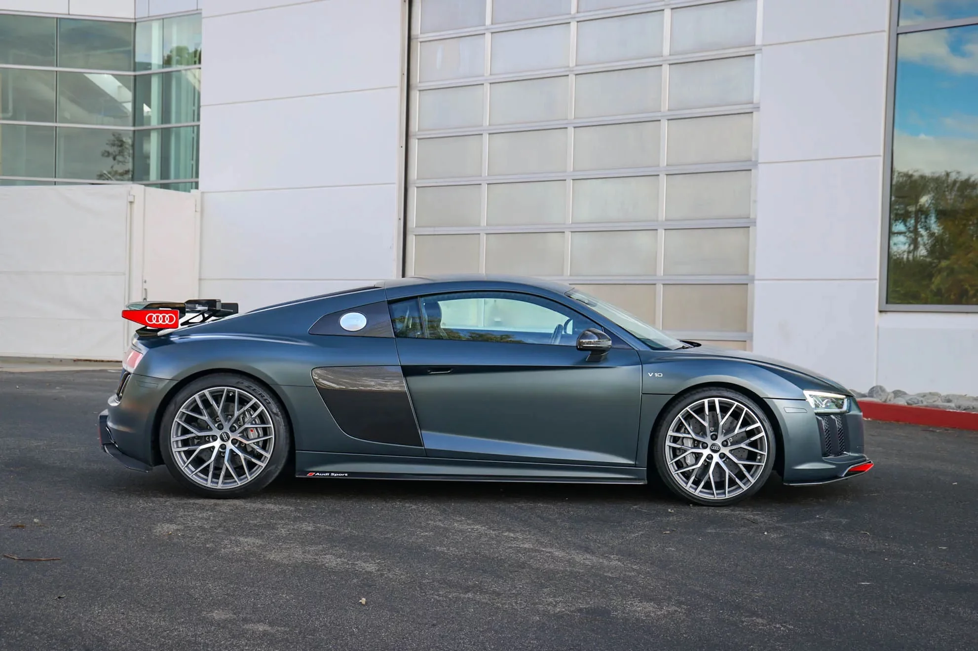 Camouflage Green Matte Audi R8