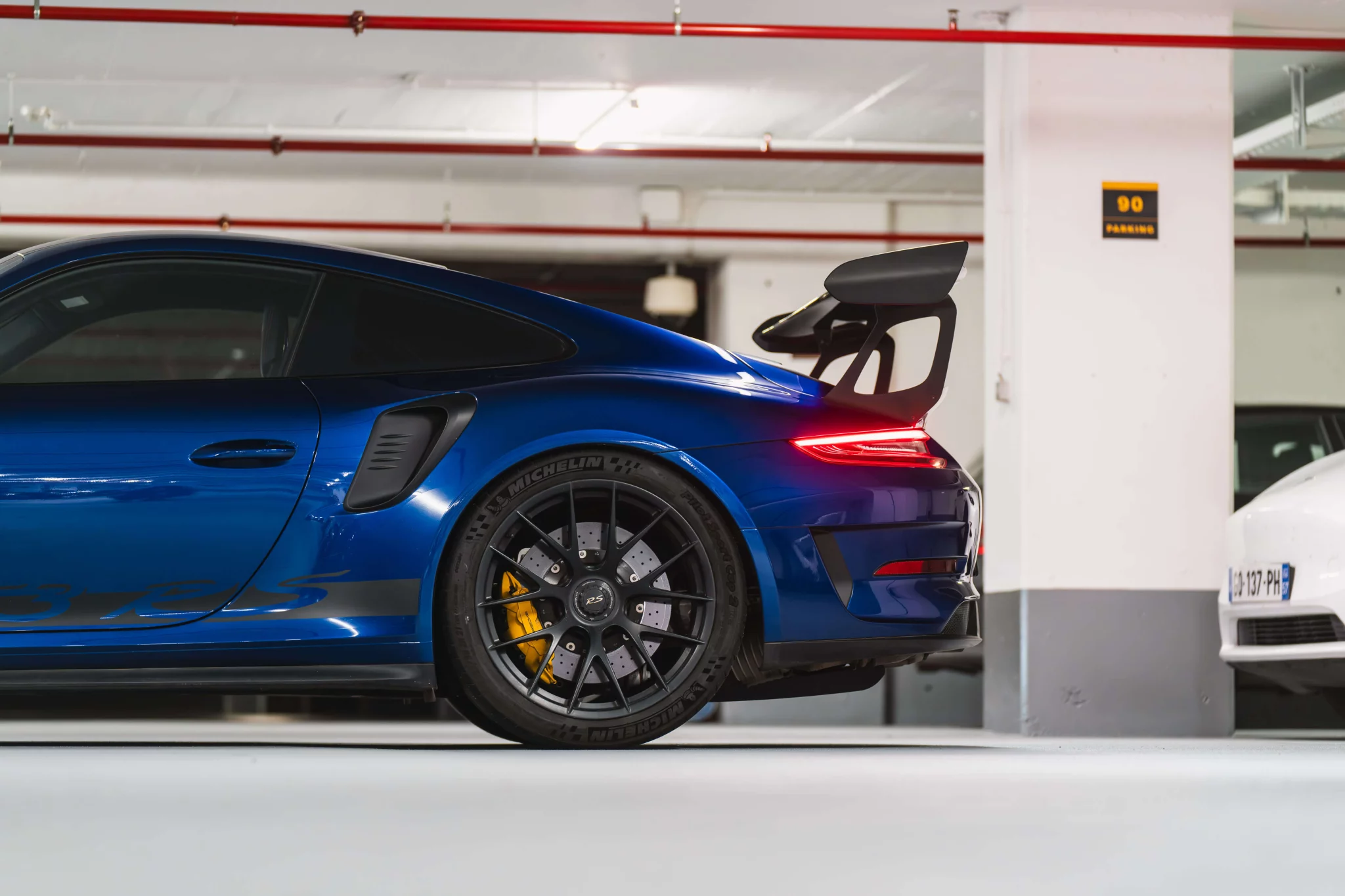 San Marino Blue Porsche 911 GT3 RS