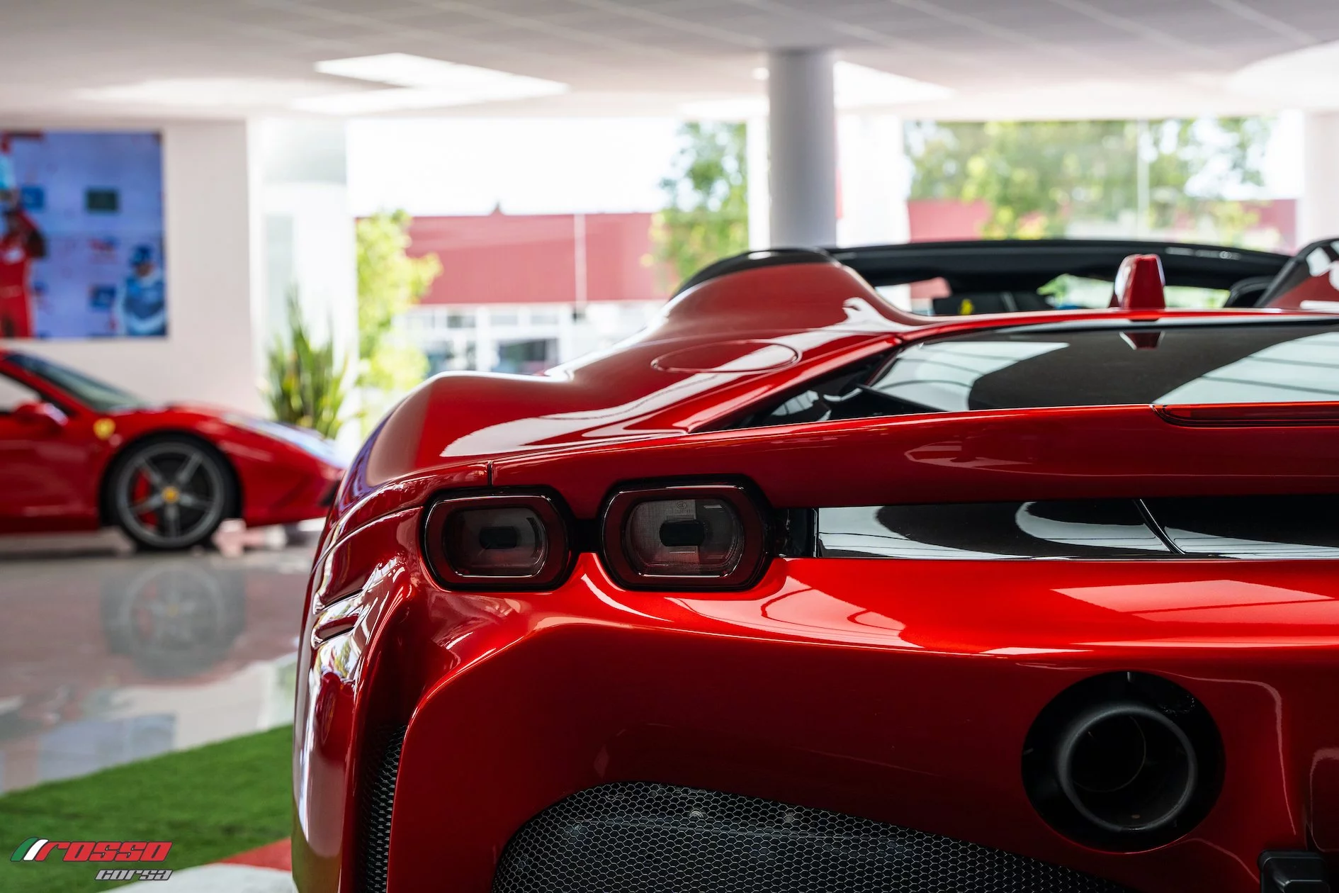 Rosso Magma Ferrari SF90