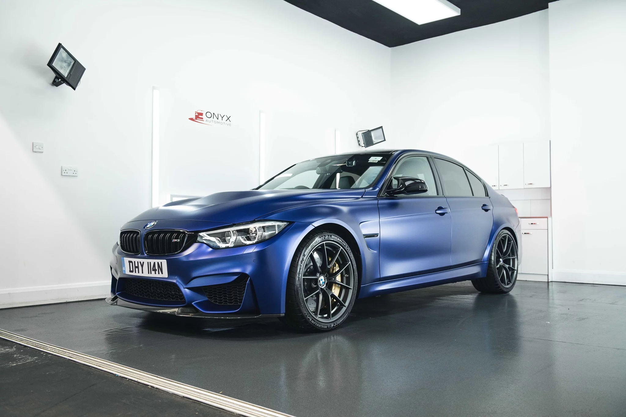 Frozen Dark Blue II BMW M3