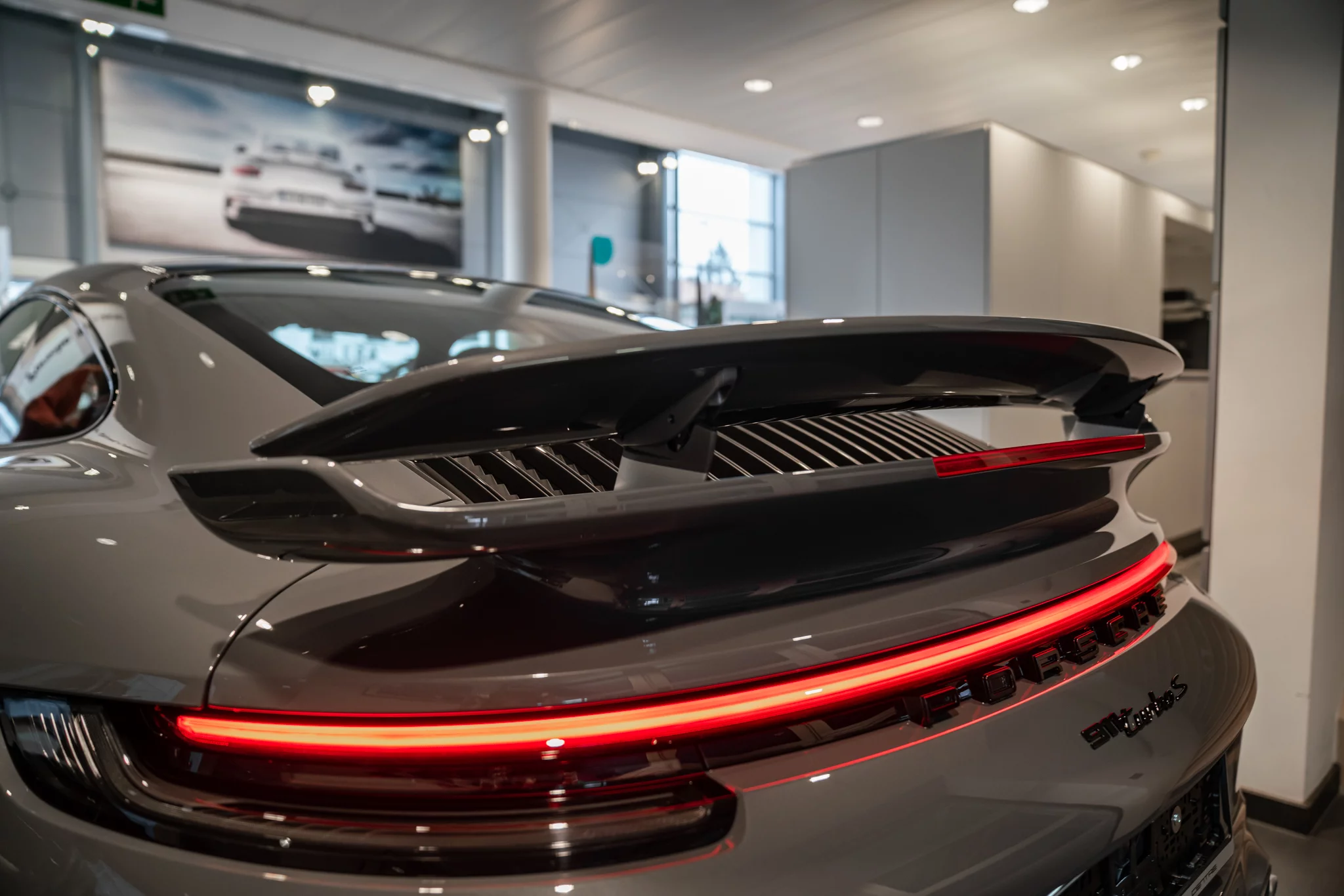 Grigio Telesto Porsche 911 Turbo