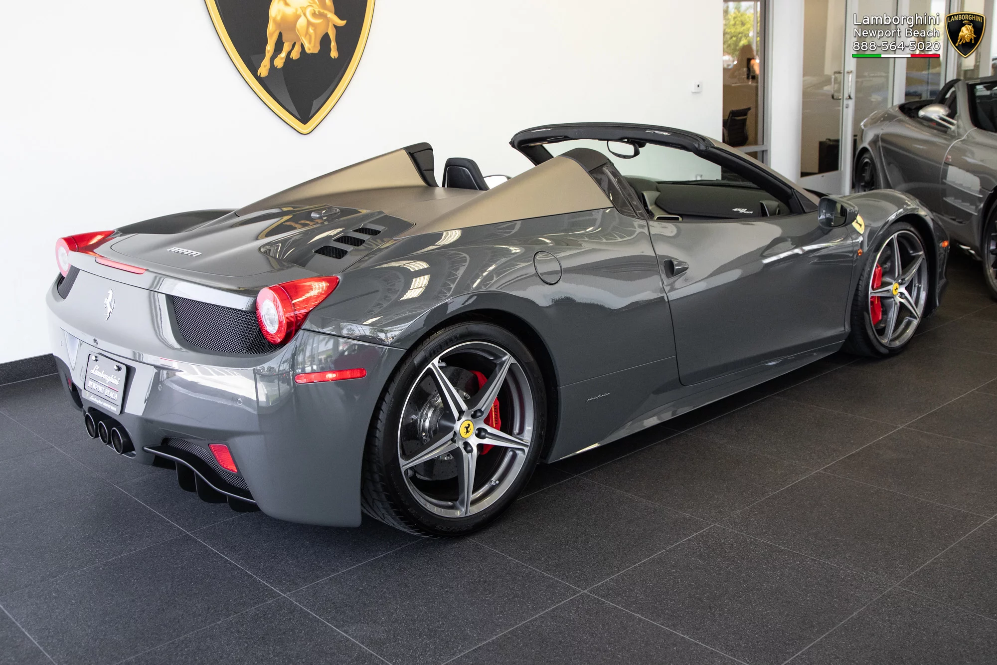 Grigio Scuro Ferrari 458