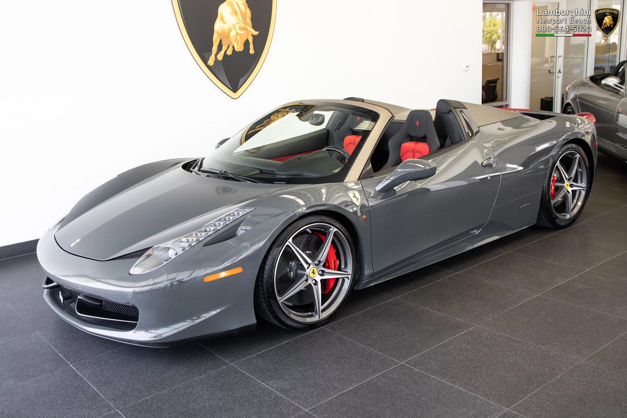 Grigio Scuro Ferrari 458