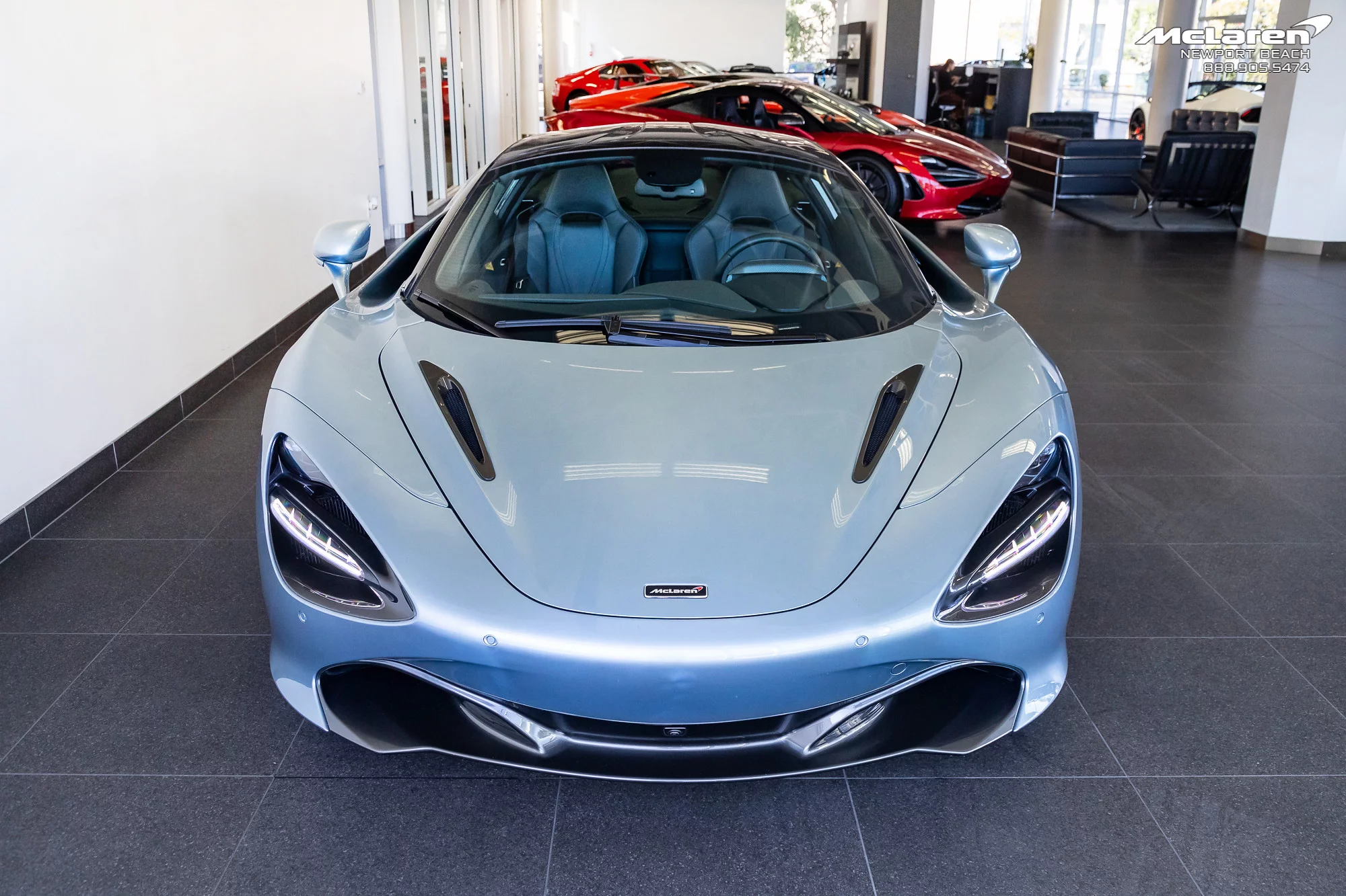 Polaris Blue McLaren 720S