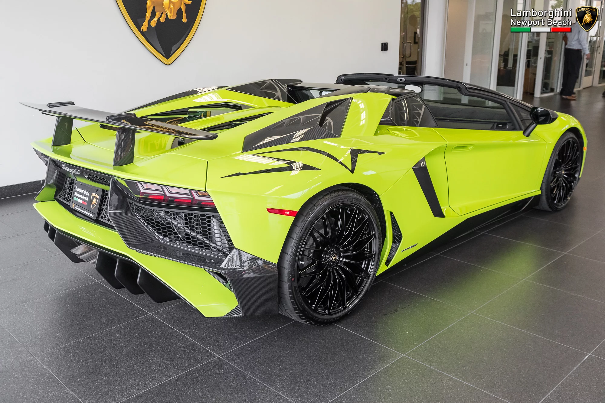 Verde Scandal Lamborghini Aventador