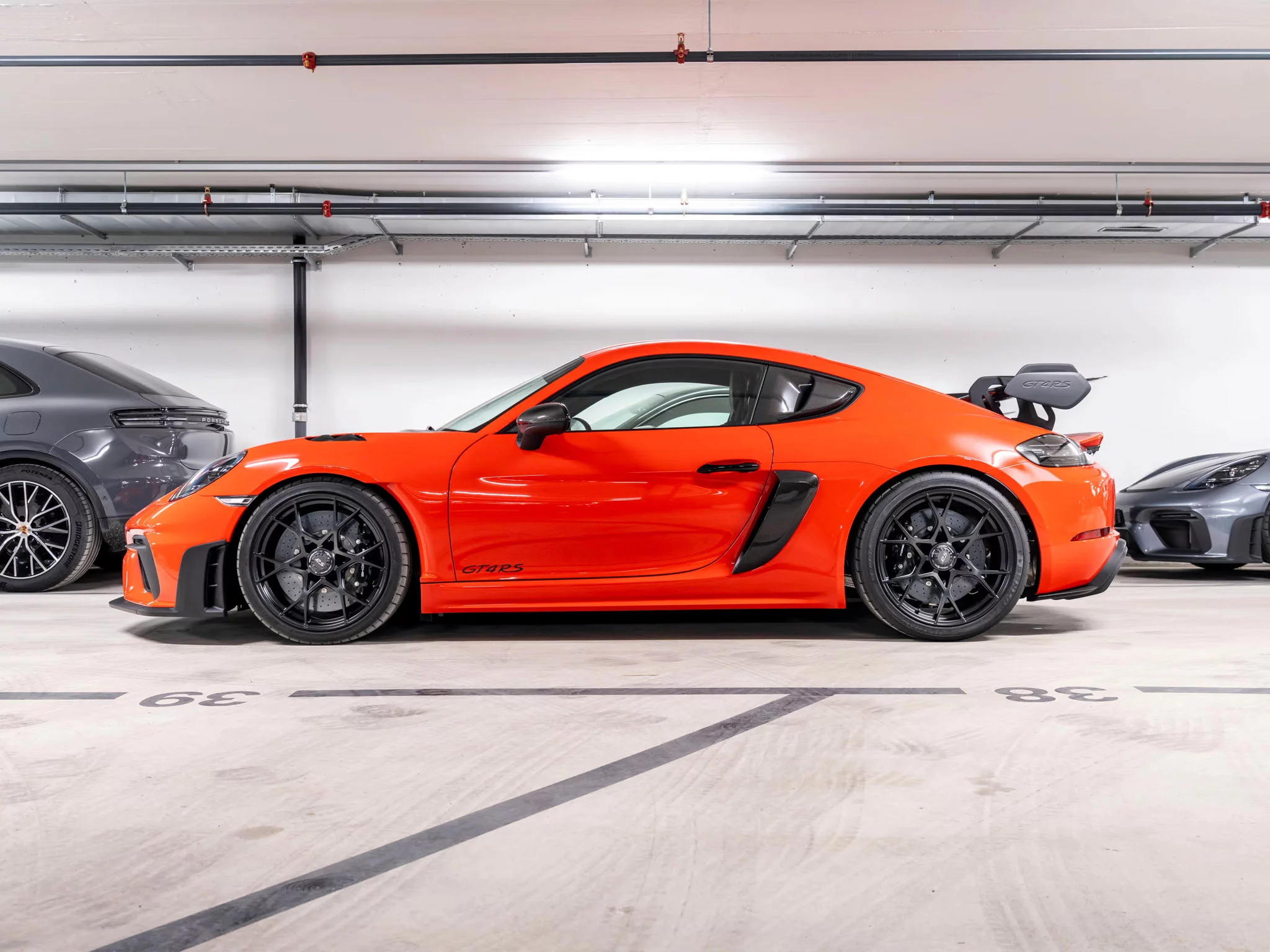 Lava Orange Porsche 718 Cayman GT4 RS