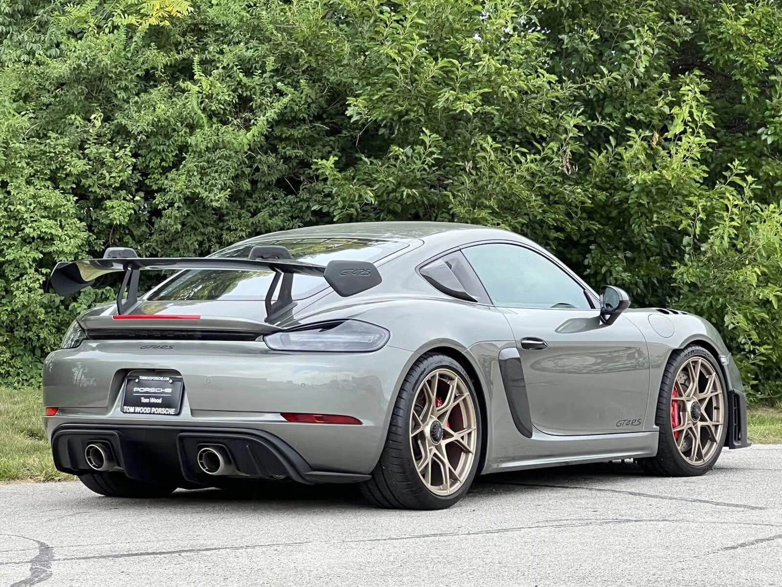 Granite Green Metallic Porsche 718 Cayman GT4 RS