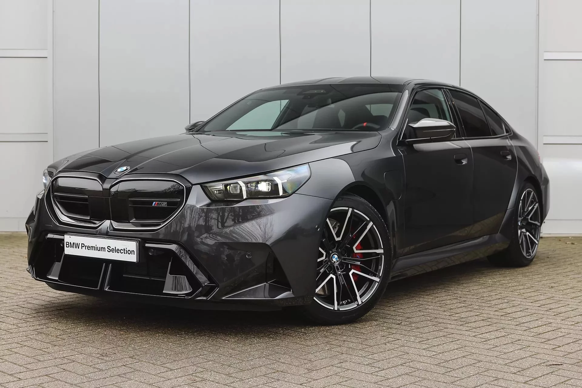 Sophisto Grey II BMW M5