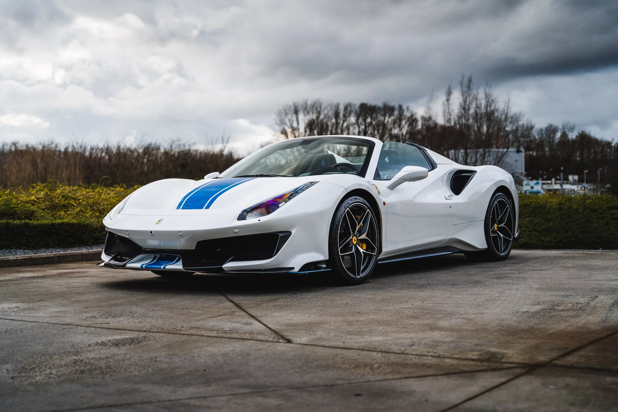 Bianco Sanae Ferrari 488