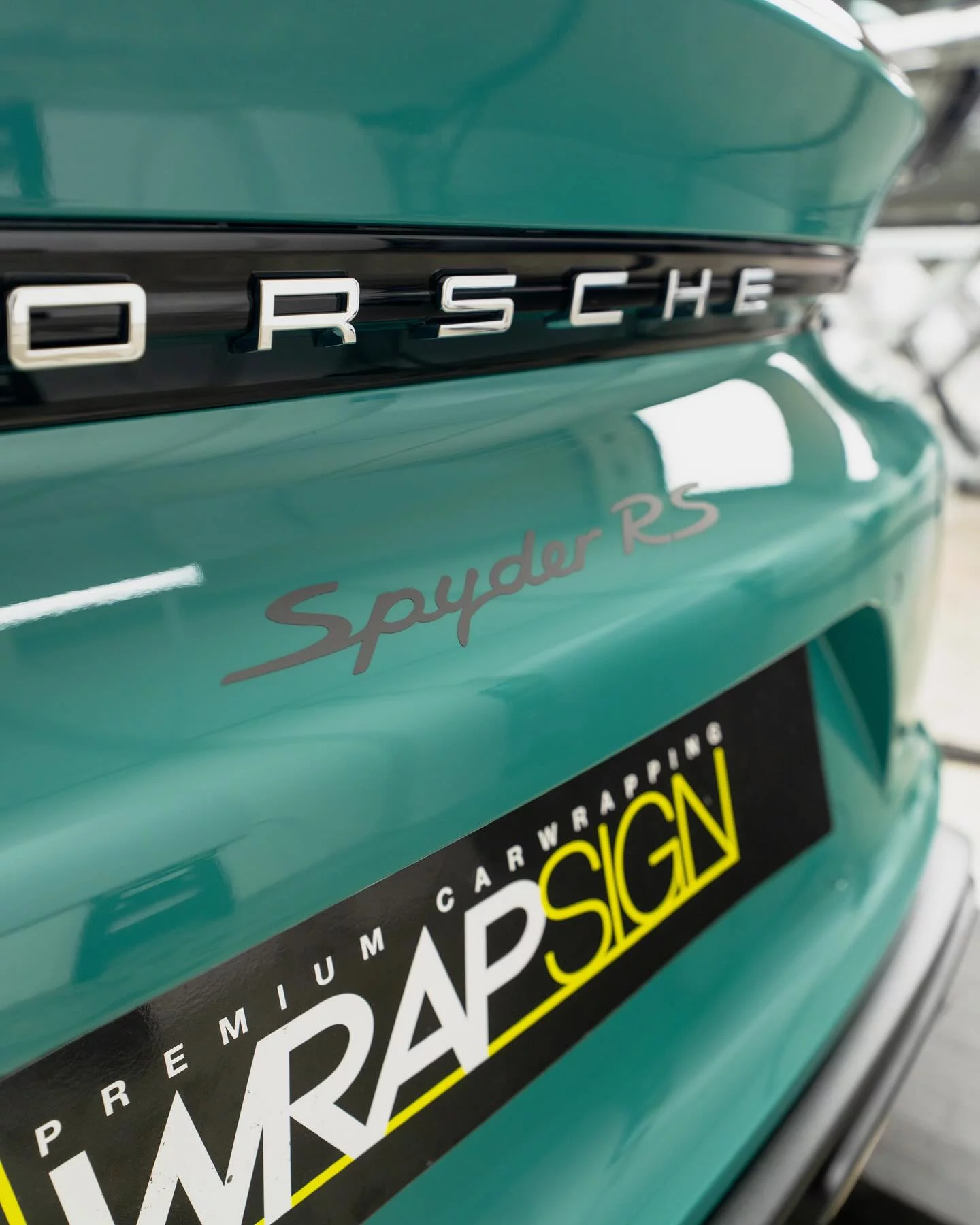 Smyrna Green Porsche 718 Spyder RS