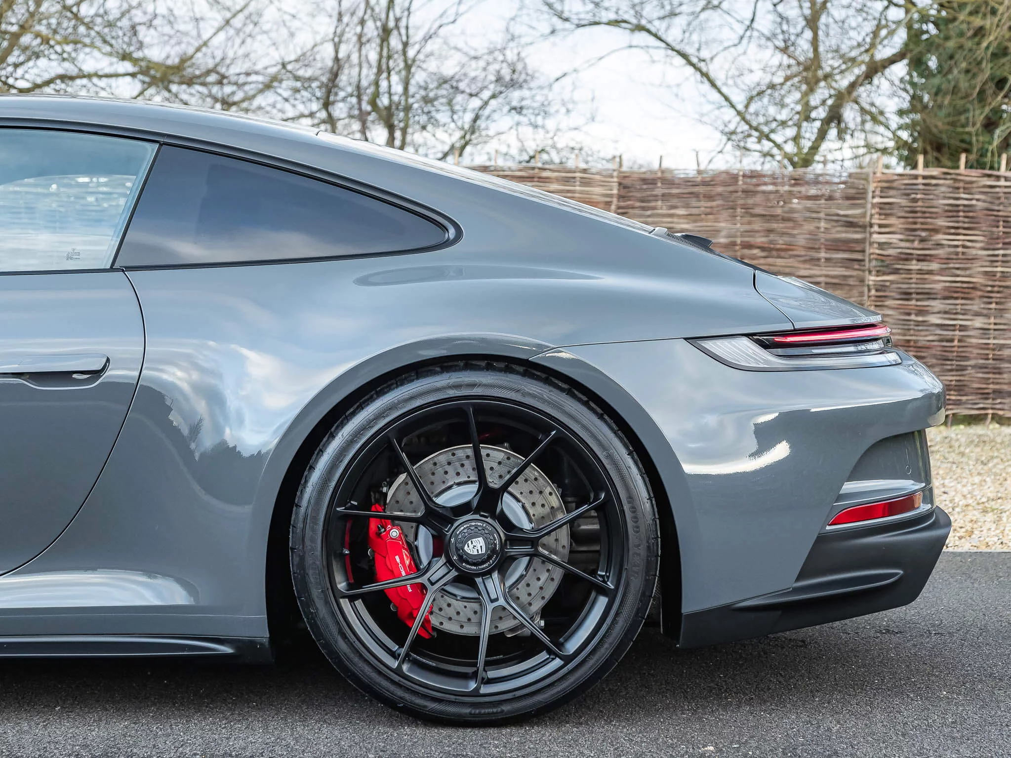 Grigio Telesto Porsche 911 GT3