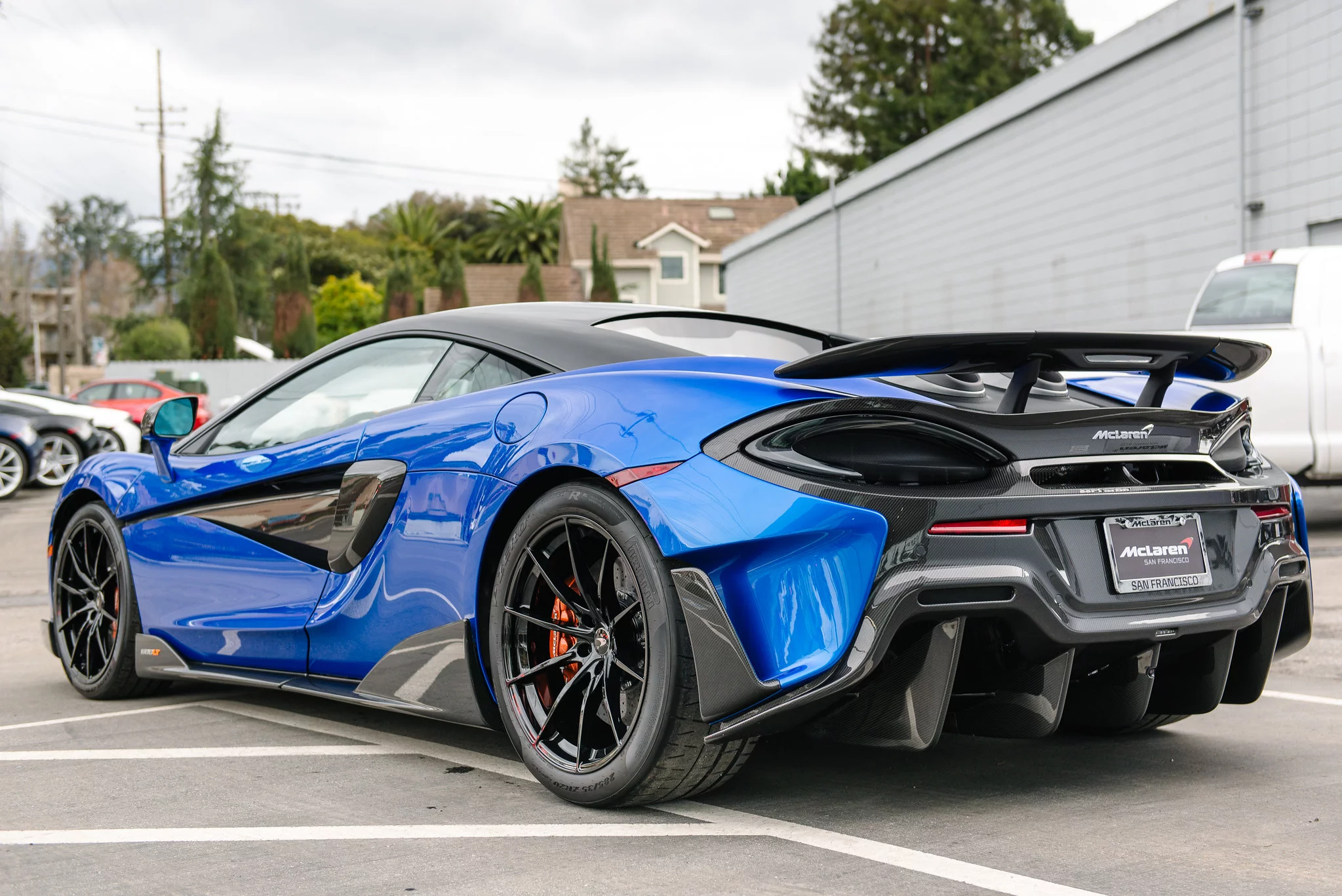 Vega Blue McLaren 600LT