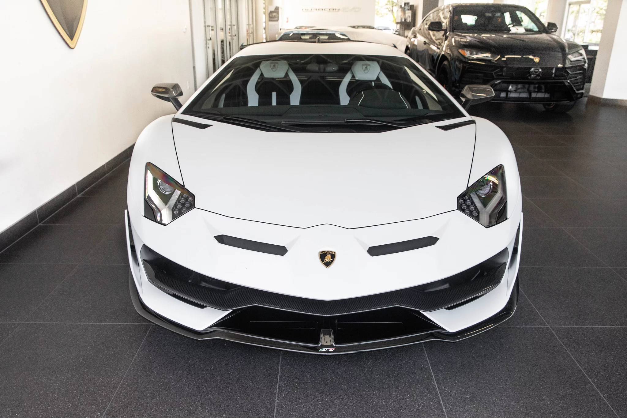 Bianco Phanes Lamborghini Aventador