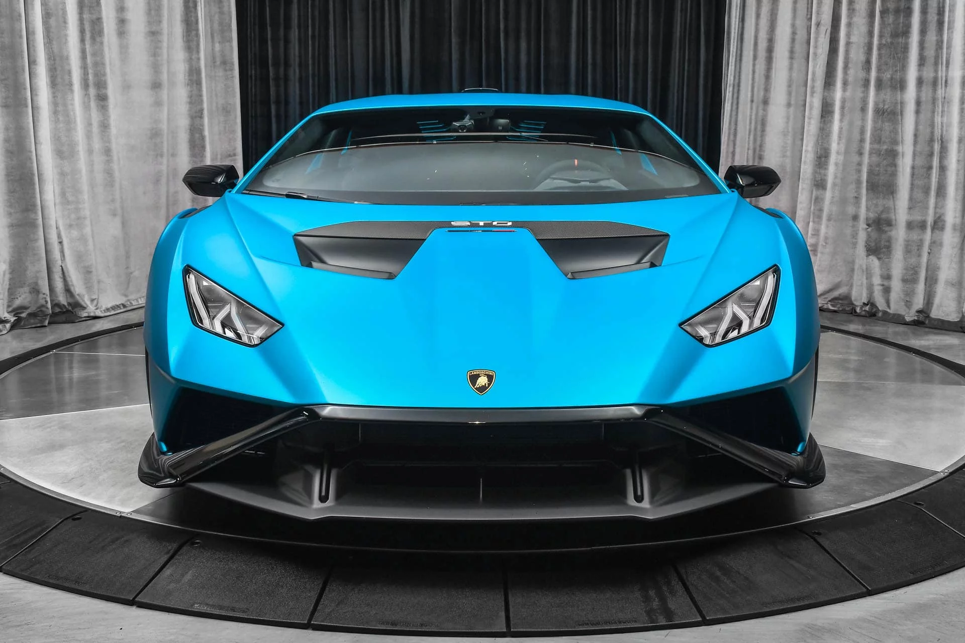 Blu Uranus Matt Lamborghini Huracán
