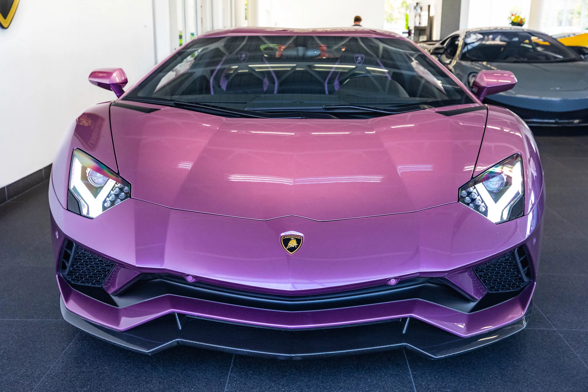 Viola SE30 Lamborghini Aventador