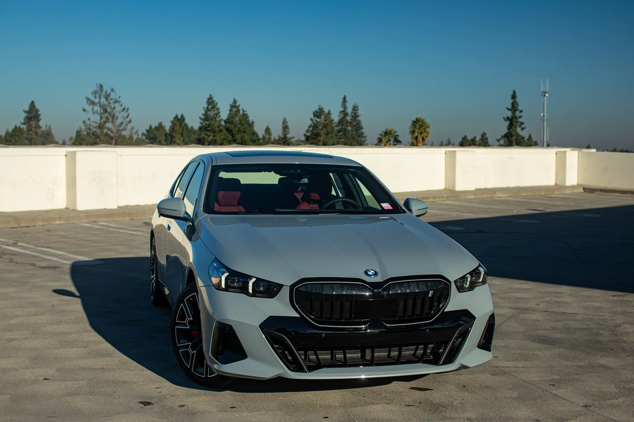 Brooklyn Grey BMW i5