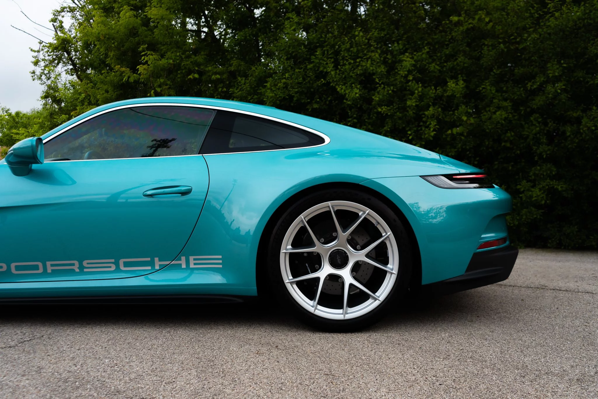 Ipanema Blue Metallic Porsche 911 S/T