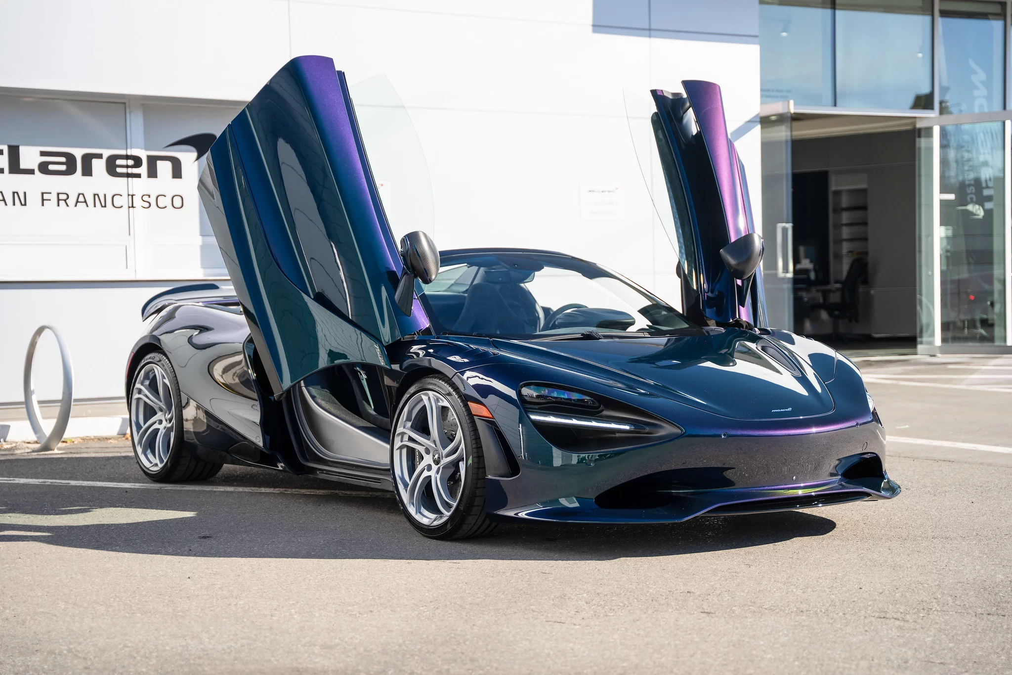 Dragon Green McLaren 750S