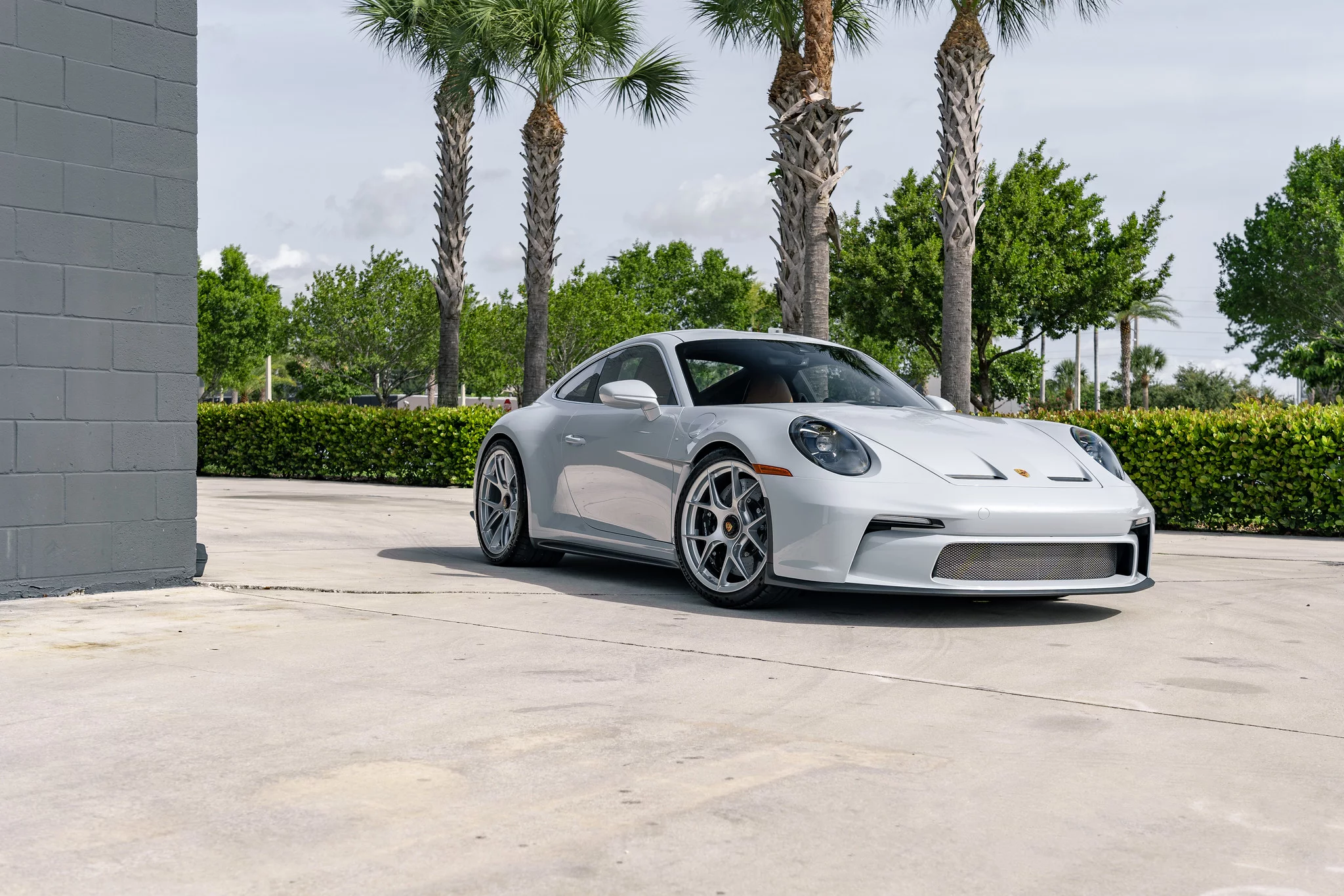 Ice Grey Metallic Porsche 911 S/T